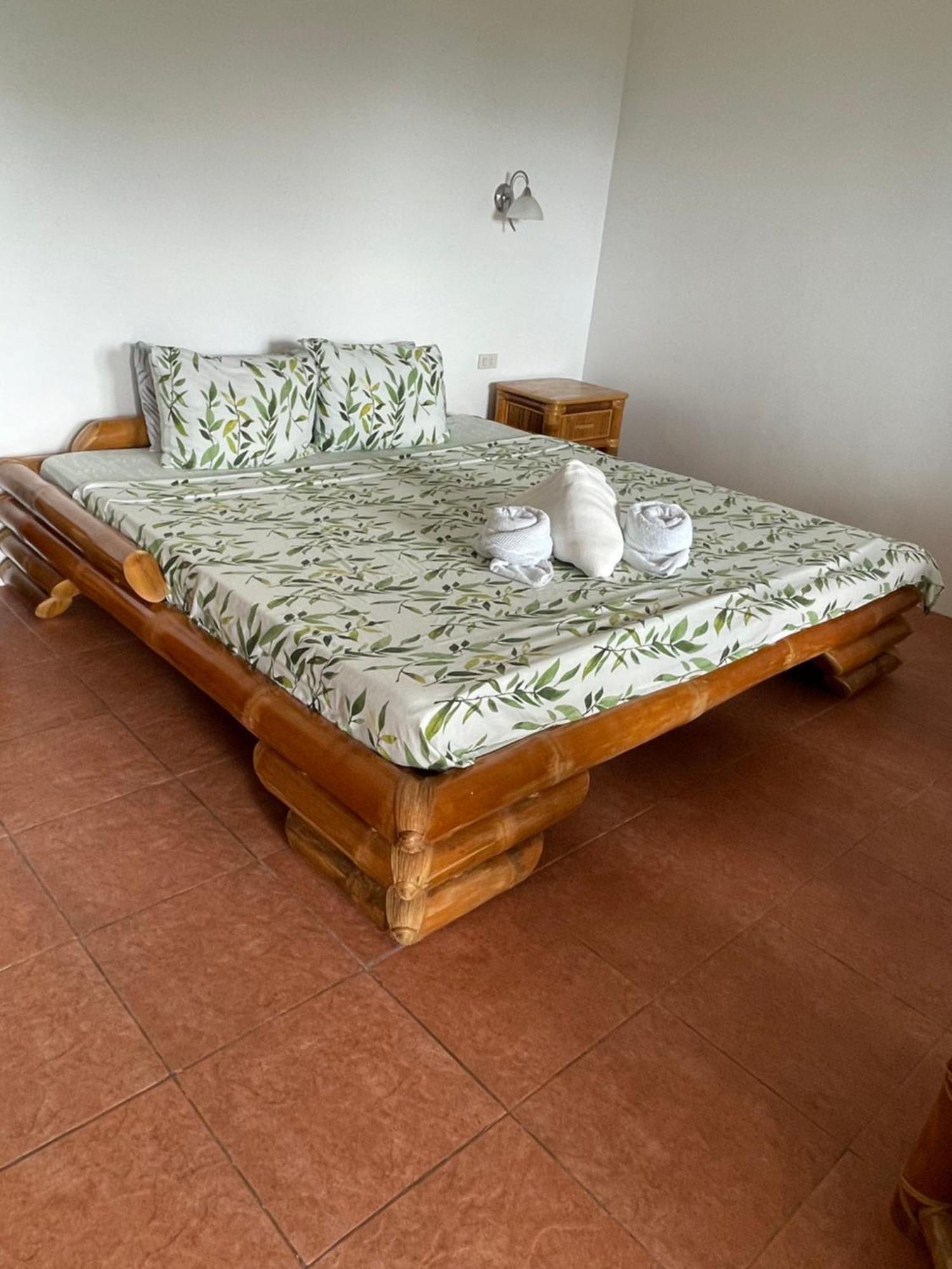 Tauig Beach Resort Moalboal Zewnętrze zdjęcie